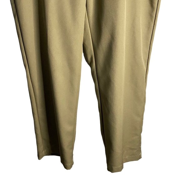 Haggar Clothing Men's Khaki Tan Classic Fit Straight Leg Pants - Picture 3 of 9